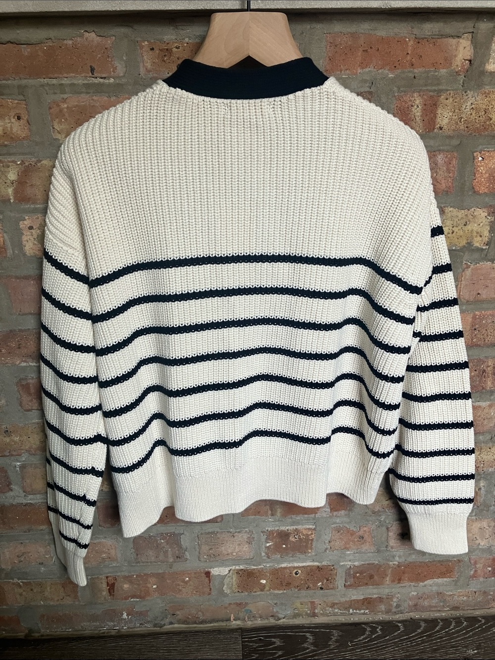 Quince 100% Organic Cotton Fisherman Boxy Cropped Cardigan - Picture 4 of 16